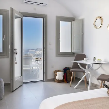 Apartahotel Symphony Santorini *